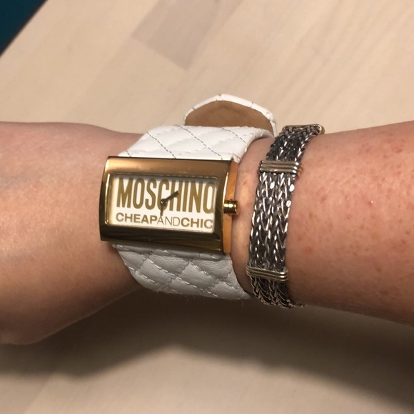 Moschino Cheap and Chic white and Gold Watch, Authentic - Picture 9 of 9